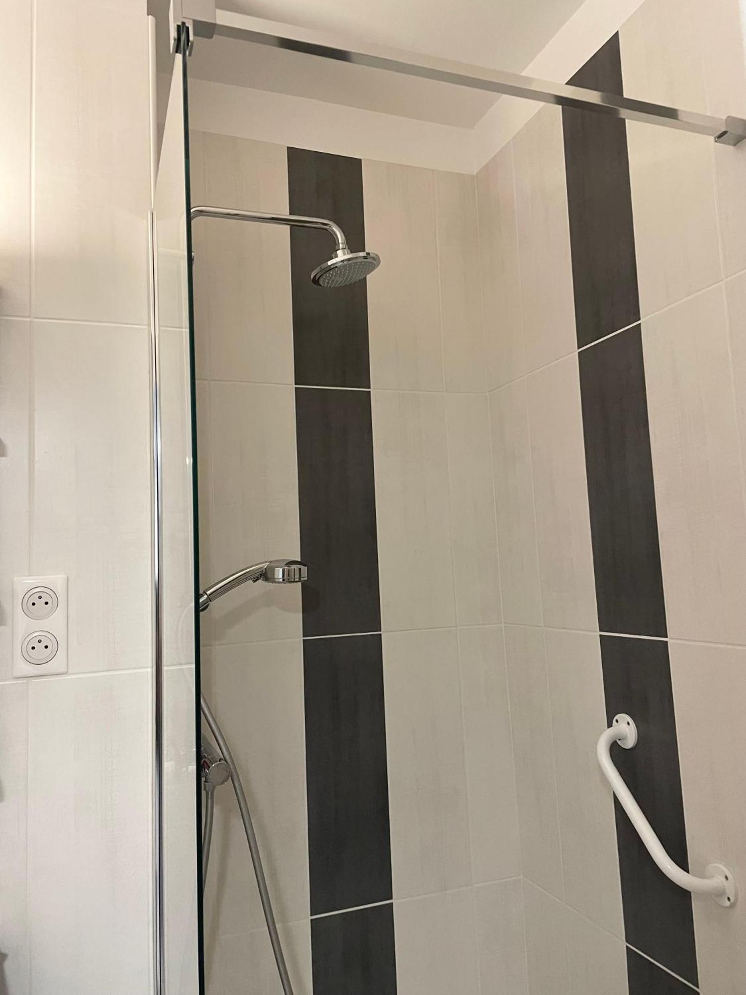 La Loggia Apartamento Avinhão Exterior foto